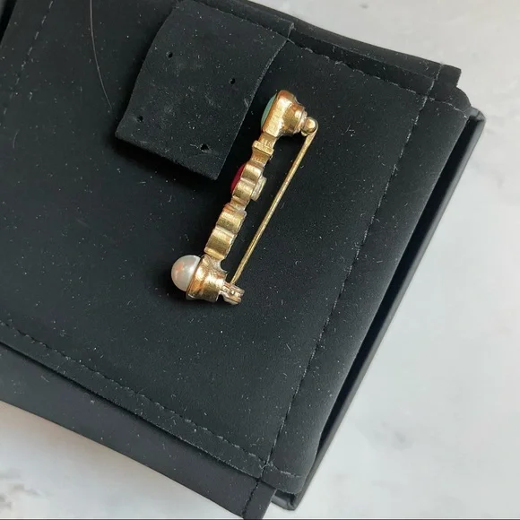 Chanel arrow heart brooch - Picture 4 of 5